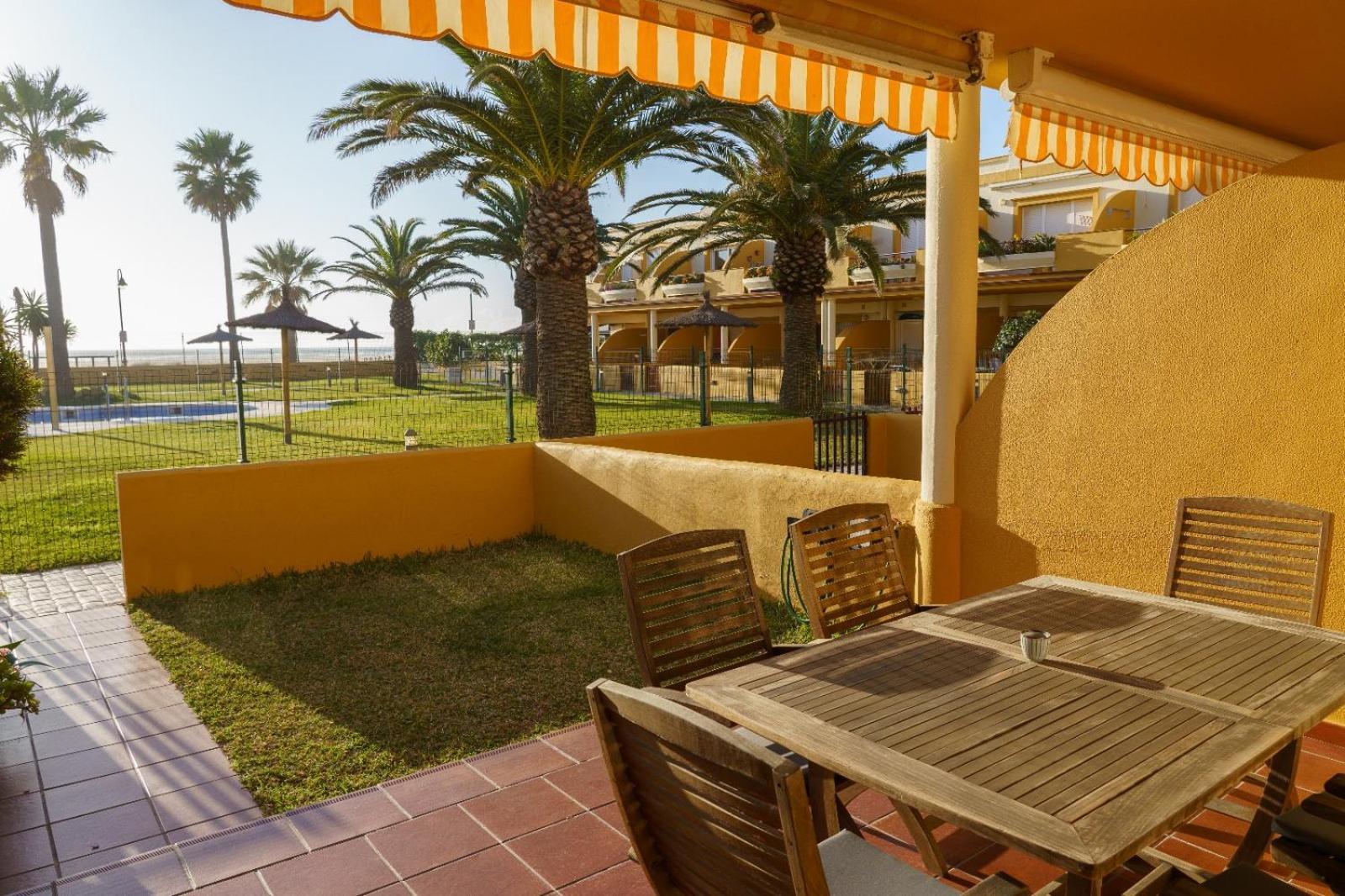 La Tortuga I, Encantador Apartamento Con Garaje En Primera Linea De Playa Tarifa Exteriér fotografie